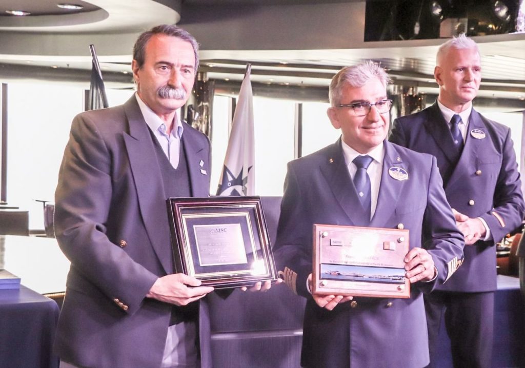 Photo5024075472836864057