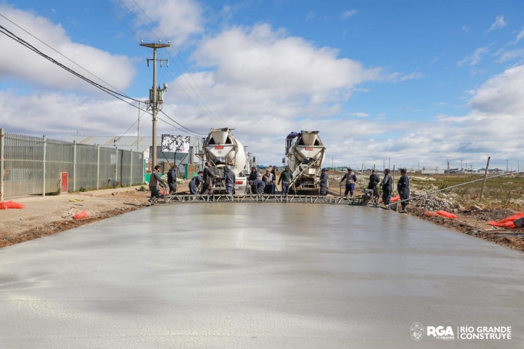 photo5152323140460849803