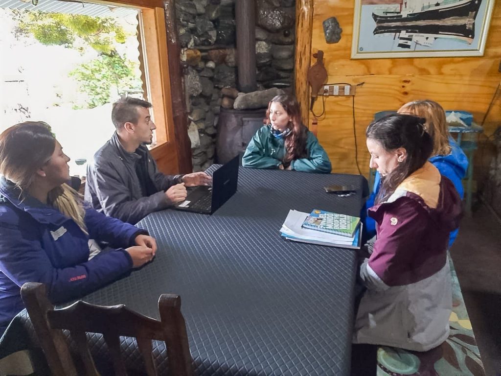 photo 2022 04 14 17 30 20